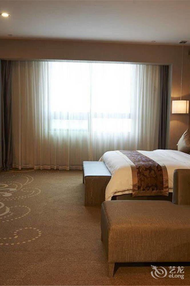 Ehrenburg Hotel Foshan Exterior photo