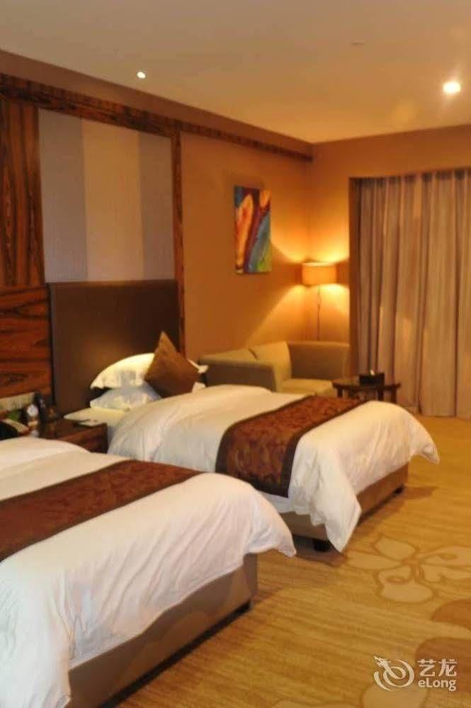 Ehrenburg Hotel Foshan Exterior photo