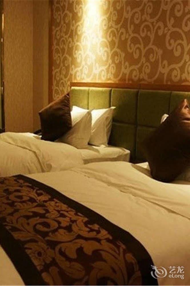 Ehrenburg Hotel Foshan Exterior photo